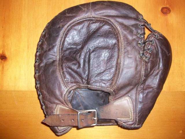 Wilson-Western 565 Back